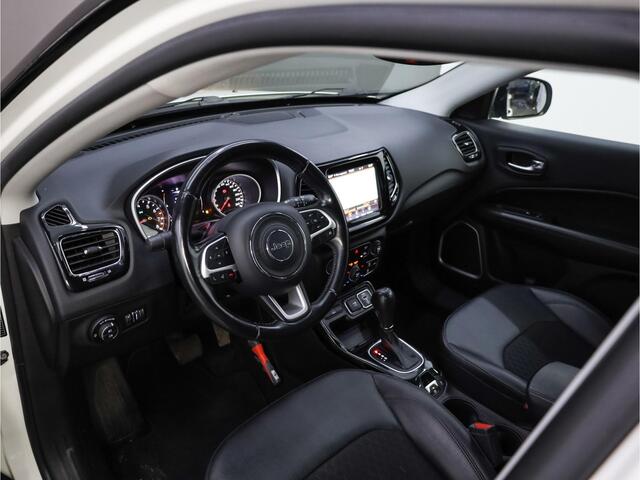 Jeep COMPASS 1.3T Night Eagle Liberty Edition | Trekhaak | Automaat | Apple Carplay & Android Auto | Navigatie | Camera | Keyless