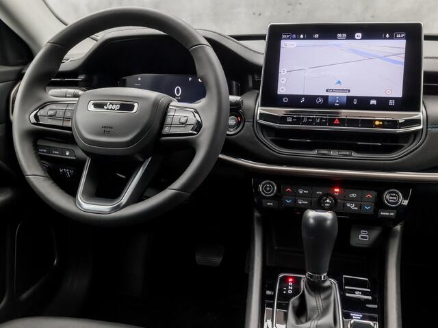Jeep COMPASS 4xe 240 Plug-in Hybrid Electric Sport 240Pk Automaat (VIRTUAL COCKPIT, APPLE CARPLAY, GROOT NAVI, KEYLESS, CAMERA, SPORTSTOELEN, LEDER, GETINT GLAS, ADAPTIVE CRUISE, NIEUWSTAAT)