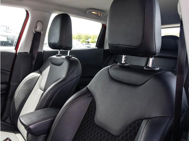 Jeep COMPASS 1.3T Sport | Automaat | Trekhaak | 19" | Navi |