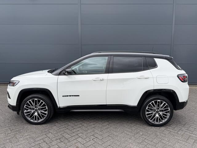 Jeep COMPASS 4xe 240 Plug-in Hybrid Electric Summit (Elektrisch Schuifdak - Leder incl verwarming/koeling/geheugen - Elektrische Klep - 360gr Camera - Adaptieve Cruise Controle - 19"- Keyless Entry - LED - 4x4)