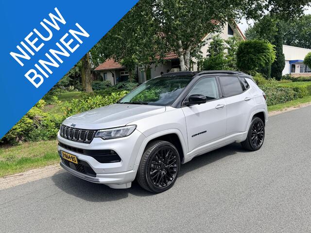 Jeep COMPASS 4xe 240pk PHEV PanooLederoAlpine