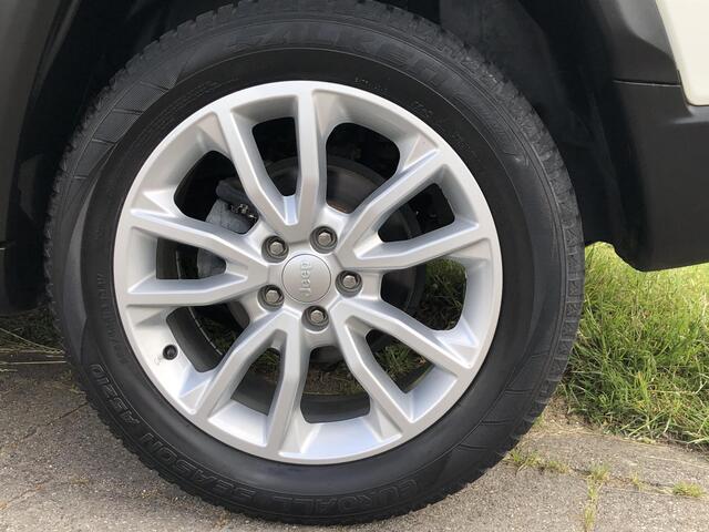 Jeep COMPASS 1.3T Limited AUTOMAAT|NAVI|CLIMATE|APPLE/ANDROID|CAMERA|PDC|18"