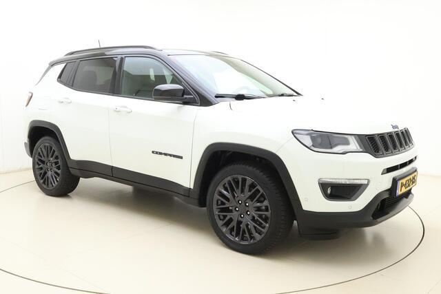 Jeep COMPASS 4xe 240 Plug-in Hybrid Electric S | Navigatie | Lederen bekleding | Panoramisch schuifdak | Keyless | Stoelverwarming | Zwart dak