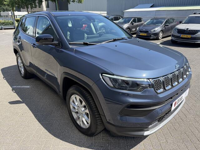 Jeep COMPASS 4xe 190 Plug-in Hybrid Electric Altitude (Elektrische Klep - Keyless Entry - LED - Automatische Airco - Camera - Navigatie - Apple Carplay - 4WD - Adaptieve Cruise Controle)
