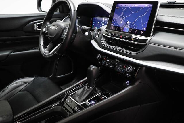 Jeep COMPASS 4xe 240 Plug-in Hybrid Electric S | WRAP ZWART | WINTER PACK | PANORAMADAK | STUURVERWARMING | DAB | APPLE | CAMERA