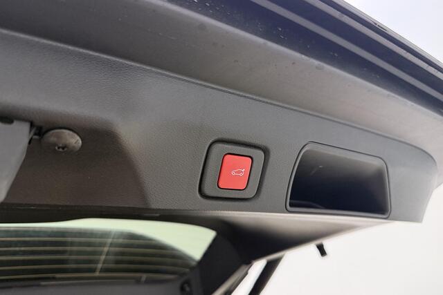 Jeep COMPASS 1.6 e-Hybrid Plug-In First Edition | DEMO | Lederen bekleding | Massagestoelen | Stoelventilatie en verwarming | Keyless | Climate control | Draadloze telefoonlader