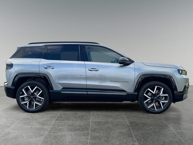 Jeep COMPASS First Edition EV 74kWh 213pk | SCHUIF/KANTELDAK | 360° CAMERA | WARMTEPOMP | LEDER | ELEKTR. STOEL INCL. MEMORY |