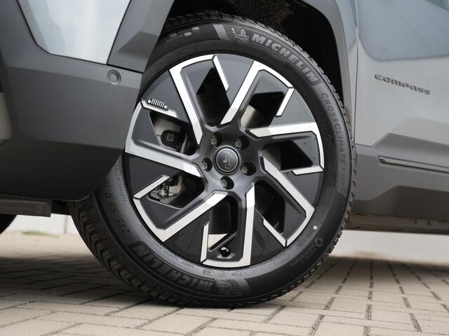 Jeep COMPASS First Edition 74 kWh | 360cam | Winter | Carplay | 19"