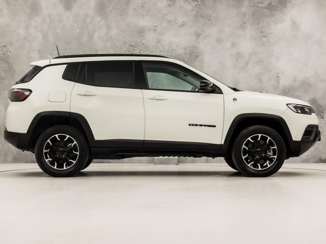 Jeep COMPASS 4xe 240 Plug-in Hybrid Electric Trailhawk 240Pk Automaat (PANORAMADAK, VIRTUAL COCKPIT, APPLE CARPLAY, GROOT NAVI, LEDER, CAMERA, SPORTSTOELEN, GETINT GLAS, ADAPTIVE CRUISE, NIEUWSTAAT)