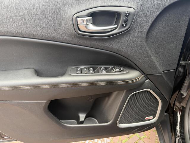 Jeep COMPASS 1.4 MultiAir Limited 1e Eigenaar Trekhaak