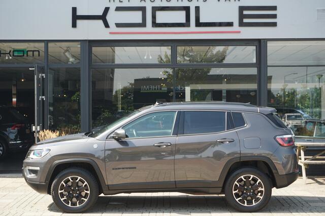Jeep COMPASS 4xe 240 Plug-in Hybrid Electric Trailhawk | PANO | LED