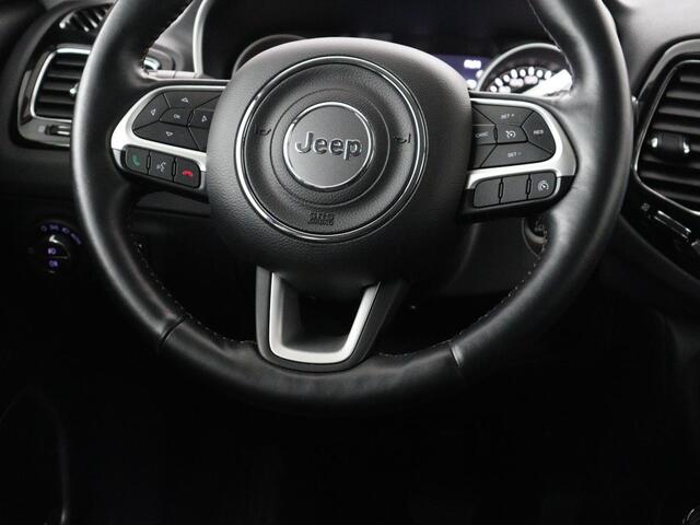 Jeep COMPASS 1.4 MultiAir Opening Edition 4x4 | Leder | Trekhaak | Stuur/stoel verwarming | Memory | Cruise control | Climate control | Bluetooth | Beats audio | 19''