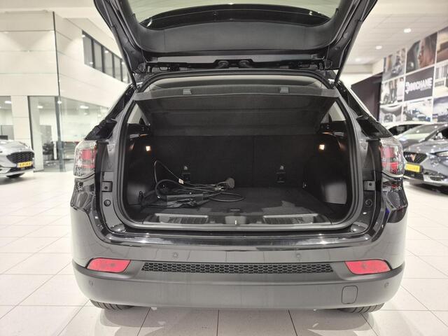 Jeep COMPASS 4xe 190 Plug-in Hybrid Electric Limited Lease Ed. Navi | Adaptieve cruise control | Lane keeping | Leder limited interieur | Winter pakket |