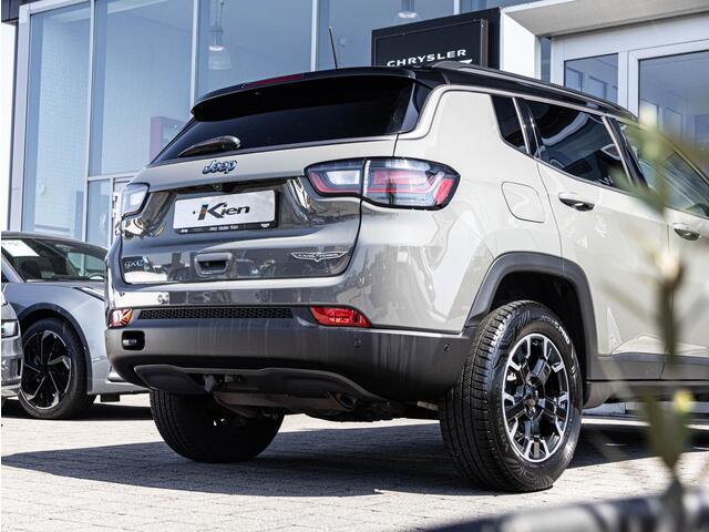 Jeep COMPASS 4xe 240 Plug-in Hybrid Electric Trailhawk