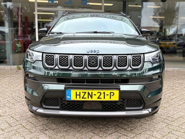 Jeep COMPASS 4xe 240 Plug-in Hybrid Electric Summit | Premium Pakket | Winter pakket | Safety pakket
