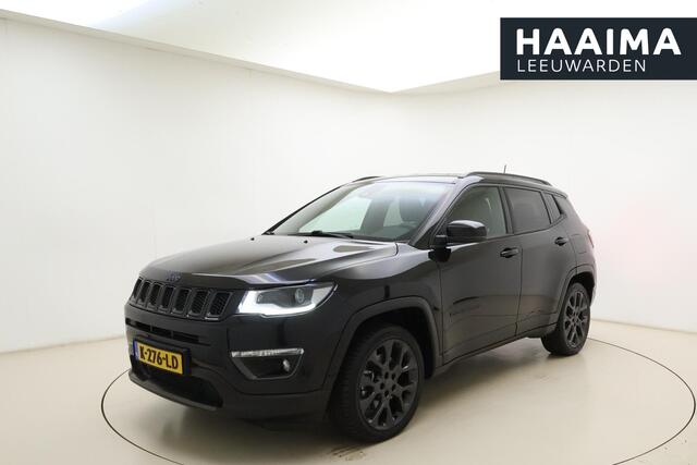 Jeep COMPASS 4xe 240 Plug-in Hybrid Electric S Automaat | Lederen bekleding | Trekhaak | Camera | Keyless | Lichtmetalen velgen black | Climate control