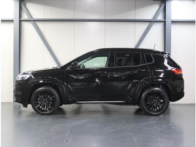 Jeep COMPASS 240PK Plug-in Hybrid S | 1ste eigenaar | AppleCarplay/AndroidAuto | Winterpack | Camera | Adaptief Cruise Control | LEER | Navigatie | Keyless | LED lampen | Electrische klep | AUTOMAAT | Isofix | Privacy Glass | Parkeersensoren |