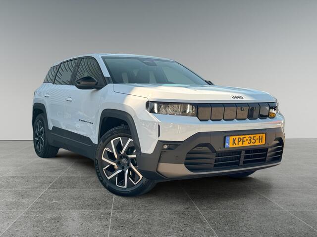 Jeep COMPASS Altitude 74kWh 213pk | MEGADEAL |UIT VOORRAAD LEVERBAAR | 500KM WLTP | WARMTEPOMP | NAVI | CARPLAY | ELEKTR. KOFFERKLEP | 360 CAMERA'S | DODEHOEKBEW.