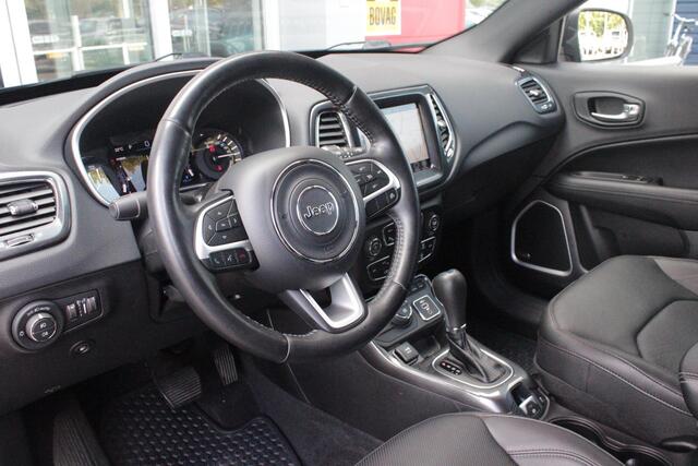 Jeep COMPASS 4xe 240PK Plug-in Hybrid ELECTRIC S | AFNEEMBARE TREKHAAK | PANORAMA SCHUIF/KANTEL DAK | DAB+ RADIO | NAVIGATIE | ELEKTRISCH BEDIENBARE VOORSTOELEN MET GEHEUGENFUNCTIE OP DE BESTUURDERSSTOEL | STOEL/STUUR VERWARMING | STOEL VENTILATIE | CRUISE CONTROL | D