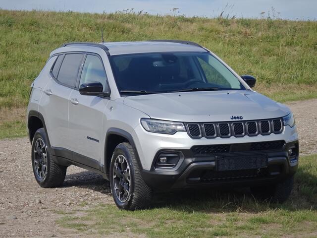 Jeep COMPASS 4xe 240 Plug-in Hybrid Electric Trailhawk