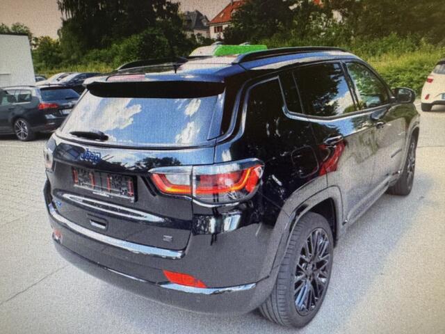Jeep COMPASS 4xe 240 pk Plug-in Hybrid Electric S | Leer | Navi | Elekt stoelen | Trekhaak | Dealer auto | 1ste eigenaar |