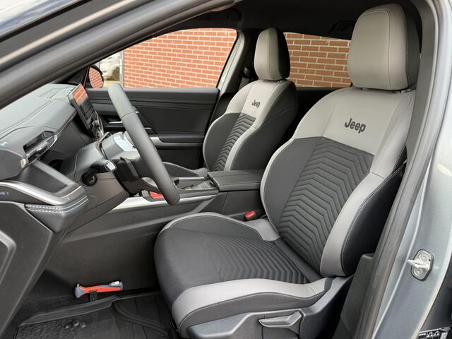 Jeep COMPASS First Edition 74 kWh CARPLAY CLIMA STOEL/STUUR VERWARMING *8 JAAR GARANTIE*