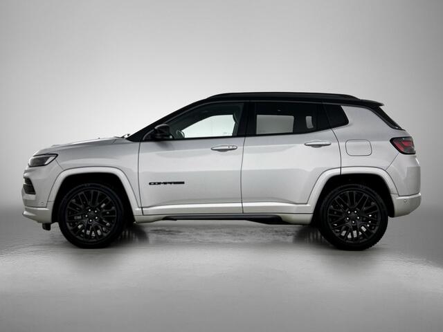 Jeep COMPASS 4xe 240PK Plug-in Hybrid Electric S / Pdc+Camera / Two- Tone / Leder / Stoel-Stuurverwarming / Navigatie / APK 07-2027