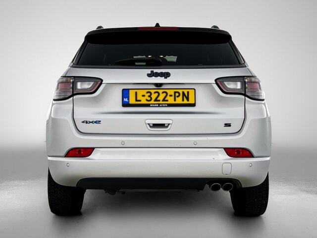 Jeep COMPASS 4xe 240PK Plug-in Hybrid Electric S / Pdc+Camera / Two- Tone / Leder / Stoel-Stuurverwarming / Navigatie / APK 07-2027