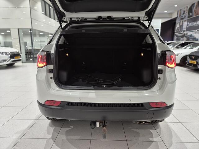 Jeep COMPASS 1.3T Limited | Trekhaak | Camera | Navigatie | Cruise Control |