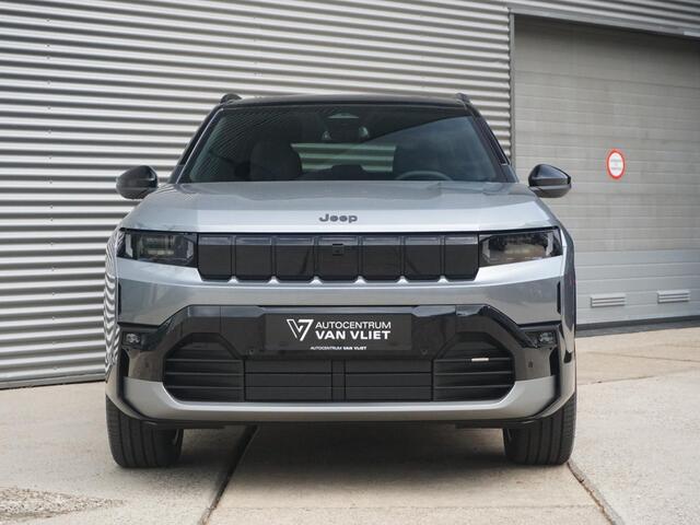 Jeep COMPASS First Edition 74 kWh | Adapt. Cruise | Camera | Carplay | 20" | Elektr. A-Klep | Navi | Winter Pack | Schuif/Kanteldak | Premium Pack | Conv. Pack | Warmtepomp