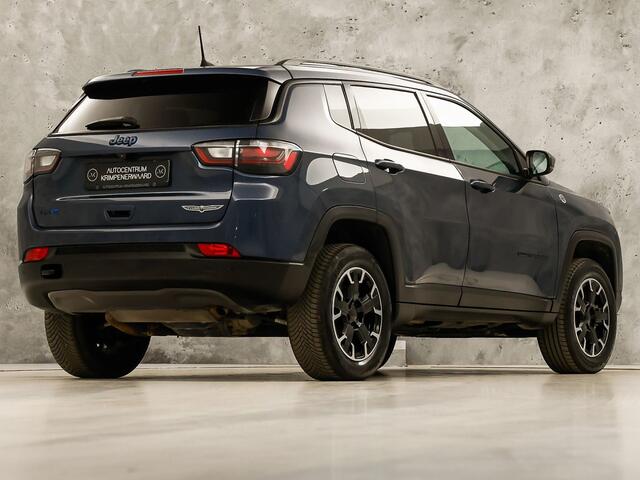 Jeep COMPASS 4xe 240 Plug-in Hybrid Electric Trailhawk 240Pk Automaat (PANORAMADAK, VIRTUAL COCKPIT, APPLE CARPLAY, GROOT NAVI, CAMERA, SPORTSTOELEN, GETINT GLAS, ADAPTIVE CRUISE, NIEUWSTAAT)