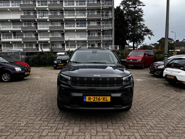 Jeep COMPASS 4xe 190 Plug-in Hybrid Electric Night Eagle Navi 19"lm Acamera Nap