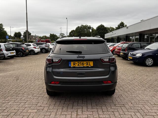 Jeep COMPASS 4xe 190 Plug-in Hybrid Electric Night Eagle Navi 19"lm Acamera Nap