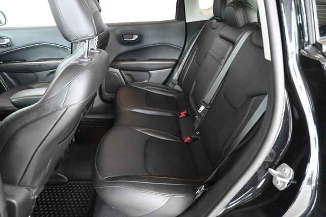Jeep COMPASS 1.3T Limited Automaat Nap! Navigatie Cruise PDC Clima Xenon Stoel / Stuurverwarming 1e Eigenaar! Inruil Mogelijk!