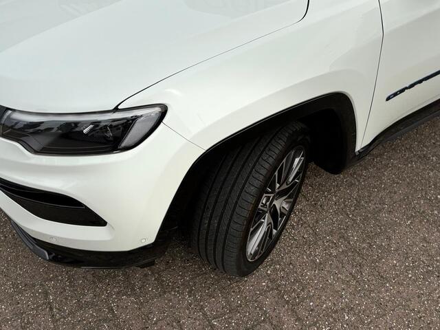 Jeep COMPASS 4xe 240 Plug-in Hybrid Electric Summit | Apple-Android | Parkeercamera | Leder bekleding