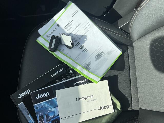 Jeep COMPASS 4xe 190 Plug-in Hybrid Electric Limited Business | Nieuw Binnen! | Stoelverwarming | Camera | Navi
