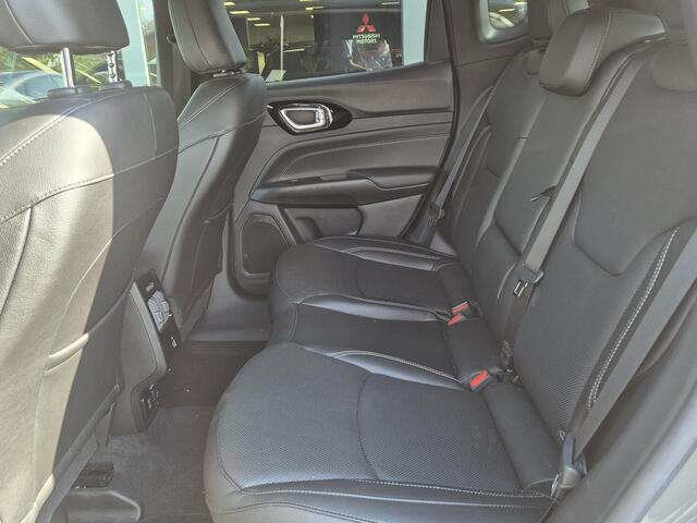 Jeep COMPASS 4xe 240 Plug-in Hybrid Electric S | Navigatie | Leder | All-Season banden |