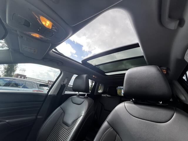 Jeep COMPASS 1.3T Limited 150pk/110Kw DDCT Automaat | Panodak | Adapt. Cruise | Carplay/Android Auto | Keyless |