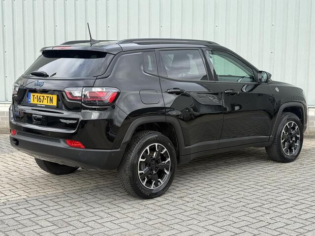 Jeep COMPASS 4xe 240 Plug-in Hybrid Electric Trailhawk / Stoel/Stuurverwarming / Stoelventilatie / All Season banden / Lederen bekleding / Geheugenstoelen / 360 Camera / Alpine Audio Systeem /