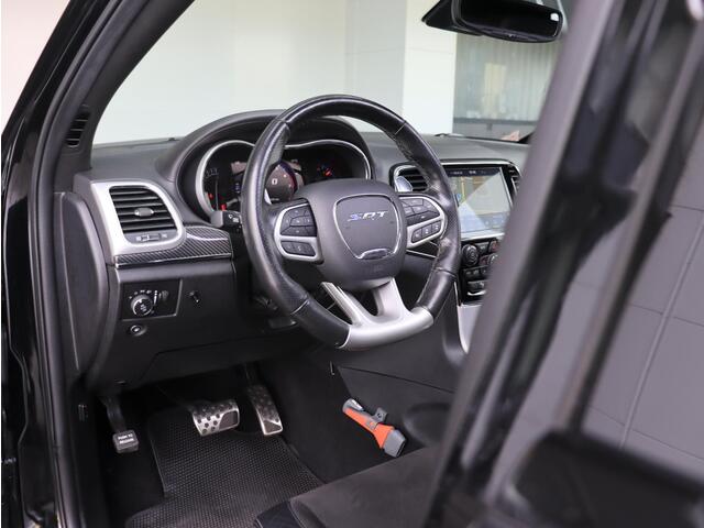 Jeep GRAND CHEROKEE 6.4 V8 SRT8 | LPG | Grijs-kenteken | PK 468