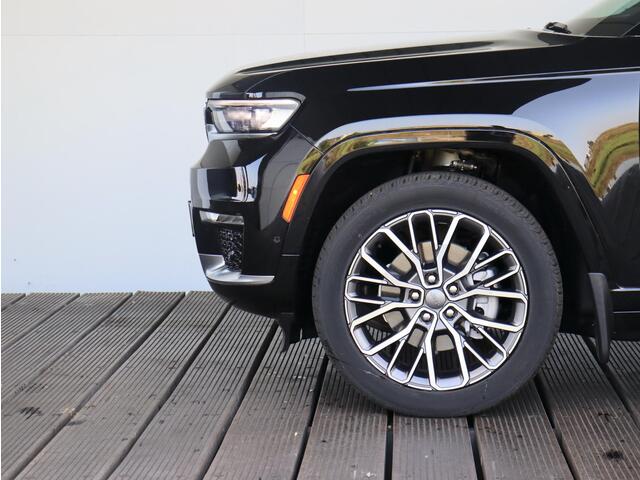 Jeep GRAND CHEROKEE L 5,7 V8 Summit | Luchtvering | 6 Persoons | Stoel Massage |