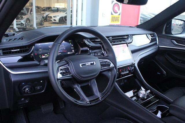 Jeep GRAND CHEROKEE 2.0 381PK OVERLAND 4xe | PANORAMISCH SCHUIF/KANTEL DAK | MCINTOSH PREMIUM AUDIO SYSTEM | HEAD UP DISPLAY | VOORSTOELEN ELEKTRISCH VERSTELBAAR | MULITIMEDIA SCHERM VOOR BIJRIJDER | ELEKTRISCH BEDIENBARE ACHTERKLEP | STOEL/STUUR VERWARMING | LEDEREN BEKLEDI