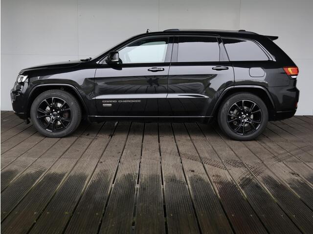 Jeep GRAND CHEROKEE 3.0 CRD 75th Anniversary | Grijskenteken | Panoramadak | Navigatie |