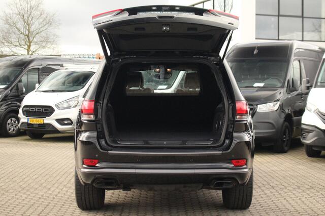 Jeep GRAND CHEROKEE S 3.0CRD 250pk VAN | Climate | Adap. Cruise | Panoramadak | Camera | Lease 753,- p/m