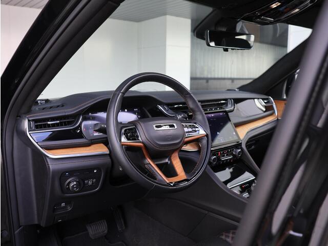 Jeep GRAND CHEROKEE 2.0 Summit Reserve 4xe | Pano-dak | Massage Stoelen | 360 Camera |