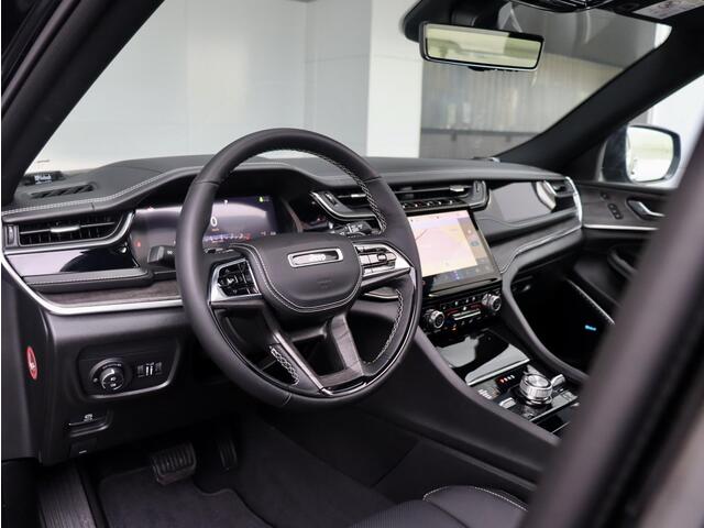 Jeep GRAND CHEROKEE 3.6 Overland | Geel Kenteken | Massage | Luchtvering | Pano | Passenger screen | ACC | Stoel- & stuurverwarming | Stoel vent. |