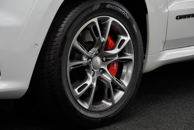 Jeep GRAND CHEROKEE 6.4 Hemi SRT 3000km!! Carbon-Design SRT-Design-Paket Sportstoelen