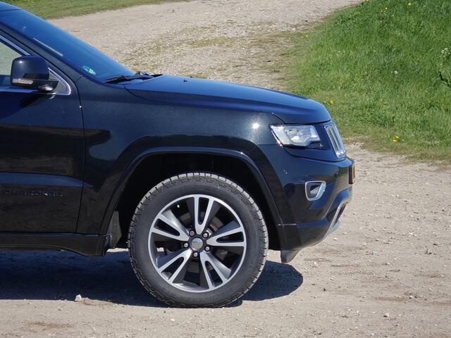 Jeep GRAND CHEROKEE 3.0 CRD Overland | Grijs kenteken | Luxe