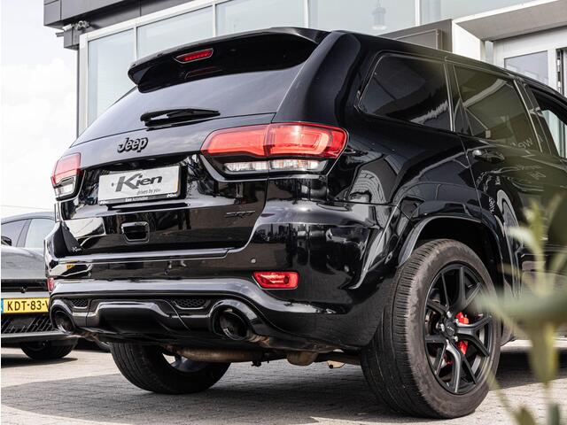 Jeep GRAND CHEROKEE 6.4 V8 SRT8 | LPG | Grijs-kenteken | Leder | Navi | Camera
