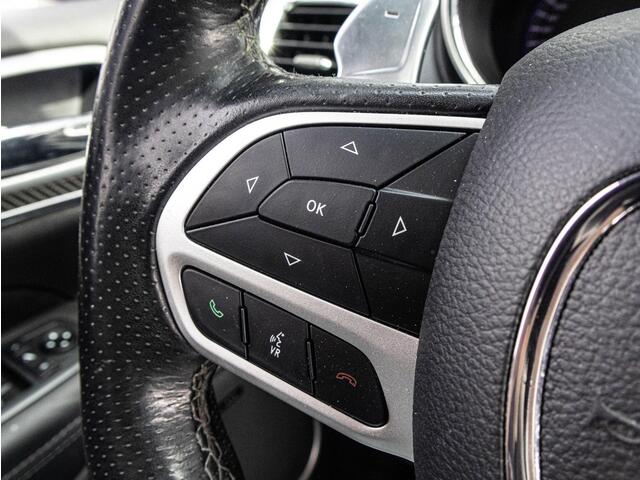 Jeep GRAND CHEROKEE 6.4 V8 SRT8 | LPG | Grijs-kenteken | Leder | Navi | Camera